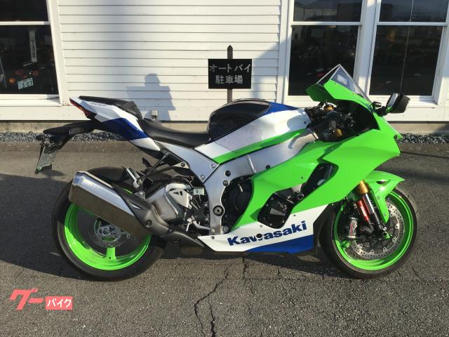 Ｎｉｎｊａ　ＺＸ−１０Ｒ　４０ｔｈ　グリップヒーター　ドラレコ　エンジン・フレーム・アクスルスライダー　タンクカバー