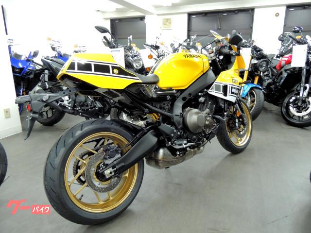 ヤマハ XSR900GP シングルシート LEDヘッドライト 水冷3