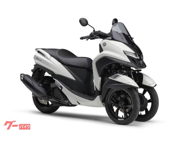 トリシティ１２５　ＬＭＷアッカーマン・ジオメトリ　ブルーコアエンジン　４．２インチＴＦＴディスプレイ　　Ｙ−Ｃｏｎｎｅｃｔ