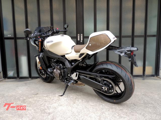 ヤマハ XSR900 TanTonCycleフロントカウル Y