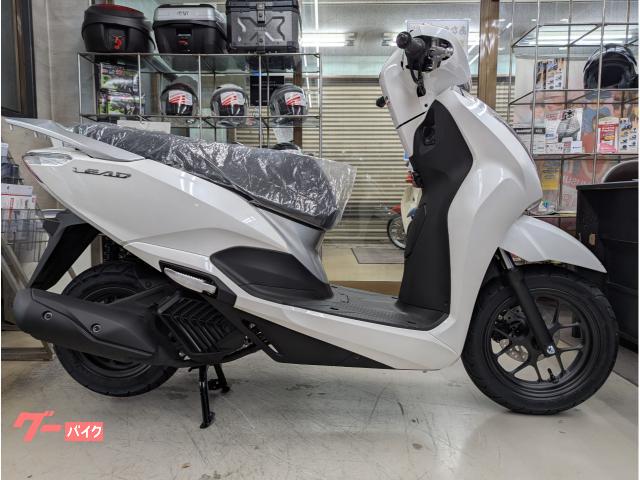 リード１２５パールスノーフレークホワイト２０２５ニューモデルＬＥＤトランクライトスマートキー