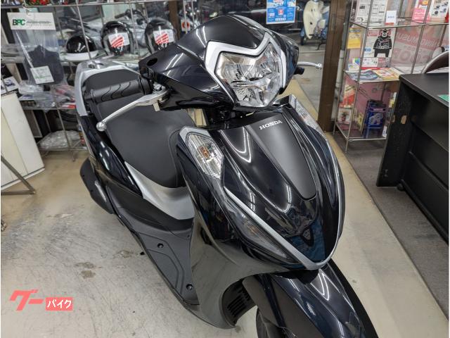 ホンダ リード125ポセイドンブラックメタリック2026モデル