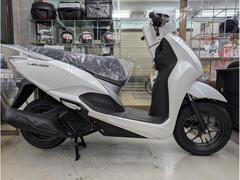 ホンダ　リード１２５パールスノーフレークホワイト２０２５ニューモデルＬＥＤトランクライトスマートキー