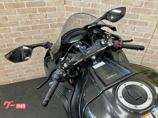 カワサキ Ninja ZX－10R SE マルケジーニホイール