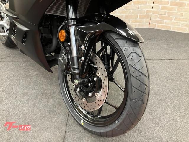 ヤマハ YZF－R25 マットダークグレー 2025年モデル アシスト