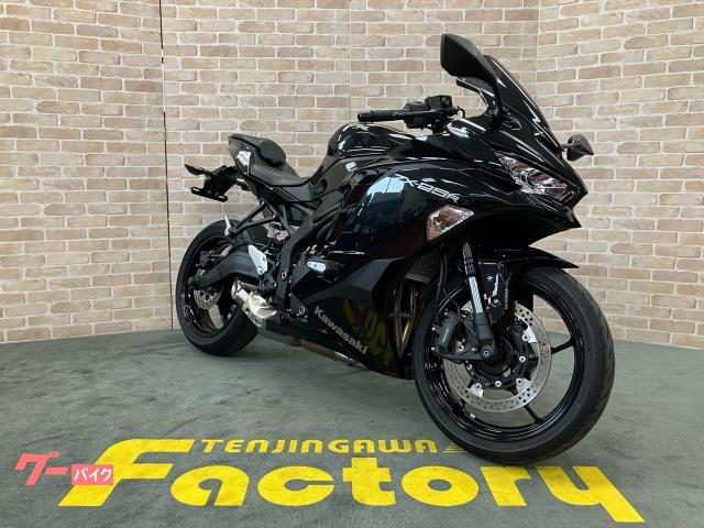 カワサキ Ninja ZX－25R サイドスライダー クイックシフター