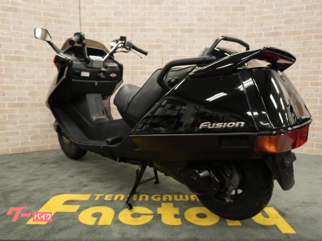 ホンダ フュージョンSE タックロールシート ハイマウント付リア
