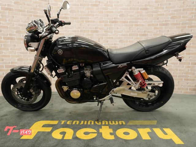 ヤマハ XJR400R ストライカーフルエキ フェンダーレス