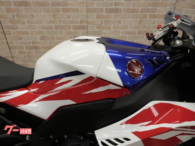 ホンダ CBR1000RR－R SP 30周年アニバーサリーモデル