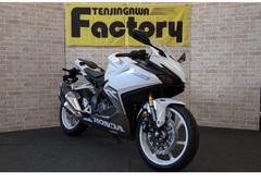 ホンダ　ＣＢＲ２５０ＲＲ　現行モデル　　パールグレアホワイト　クイックシフター装着