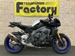 ヤマハ　ＭＴ−１０　ＳＰブレンボＧＰ−４キャリパー　左右マスター　アクラポマフラー　ＧＢレーシングカバー　エッチングファクトリーコアガード