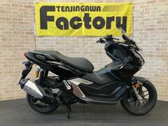 ホンダ　ＡＤＶ１６０　アステロイドブラックメタリック　２０２５年モデル