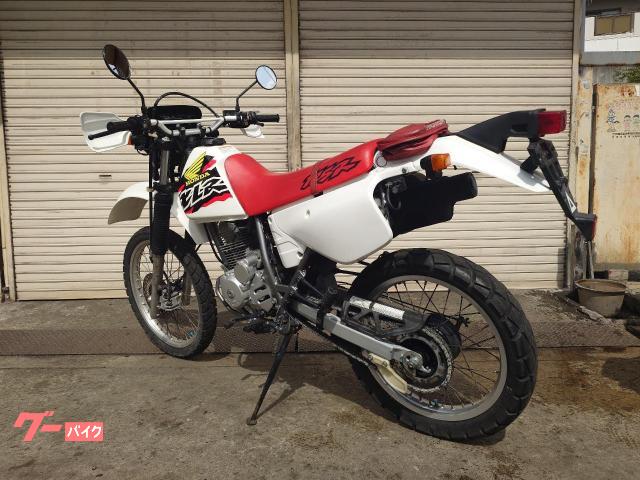 ホンダ XLR125R 最終型｜坂本自動車販売｜新車・中古バイクなら
