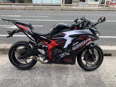 カワサキ　Ｎｉｎｊａ　ＺＸ−２５Ｒ　ＳＥ