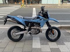スズキ　ＤＲ−Ｚ４ＳＭ
