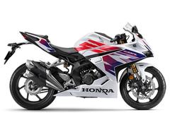 ホンダ　ＣＢＲ２５０ＲＲ　パールグレアホワイト　２０２５年モデル