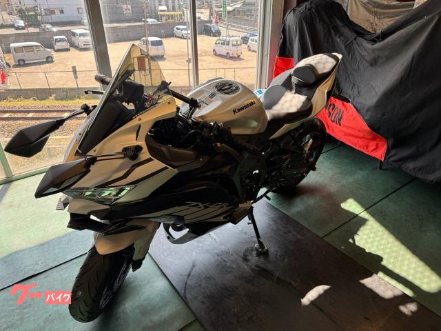 車両情報:カワサキ Ninja ZX−4R SE | クレイジーモーター