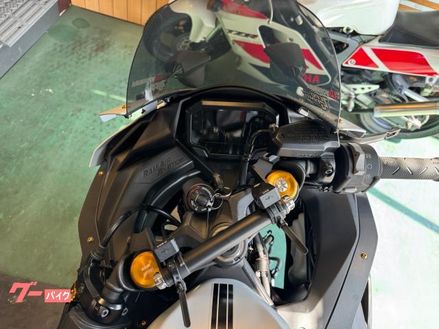 車両情報:カワサキ Ninja ZX−4R SE | クレイジーモーター