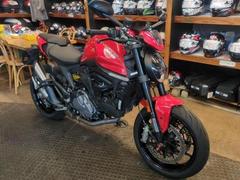 ＤＵＣＡＴＩ　モンスター　プラス