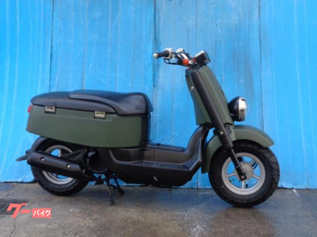 ＶＯＸ　マットカーキグリーン　前後タイヤ新品