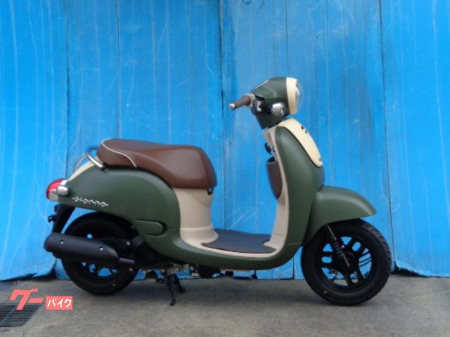ジョルノ　ＦＩマットカーキグリーン　前後タイヤ新品