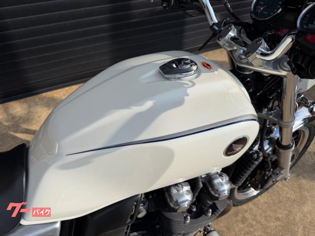 CB1100 ホンダ | パテ埋めサフ仕上げ 別途塗装可能 14ℓ純正タンク