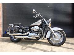 ホンダ　シャドウ７５０ＡＢＳ　２０１１　ＥＴＣ／フォグランプ／サドルバッグ／エンジンガード／リアキャリア／ドラレコ／ガラスコーテング施工済