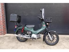 ホンダ　クロスカブ１１０　２０２２年モデル　ＪＡ６０型　マッドグリーン　フロント＆リアキャリア／サイドバックサポート／スクリーン／シート等