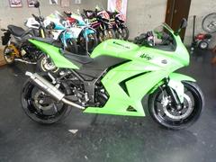 カワサキ　Ｎｉｎｊａ　２５０Ｒ　ファイナルモデル　２０１２ｙ　ヨシムラマフラー付き