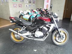 カワサキ　ＢＡＬＩＵＳ　ＮＥＷウレタンオールペイント　キャンディレッドブラック火の玉カラー　ゴールドホイール　新品オールステンレスマフラー付