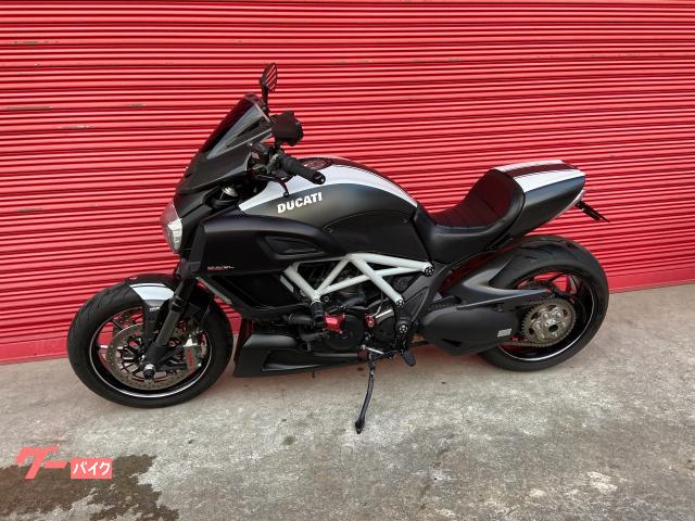 ディアベル用　カーボンファイバー マフラー　ドゥカティ ディアベル用 カーボンファイバー マフラー ドゥカティ （Webike