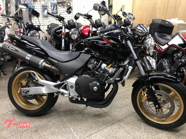 ＨＯＲＮＥＴ　中期モデル　ＢＥＥＴ製カーボンマフラー　ゴールドホイール＆赤ウイングマーク仕様　スペアキー付　ＬＥＤウインカー