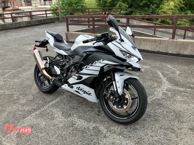 車両情報:カワサキ Ninja ZX−4R SE | ファーストオート大阪本店