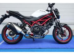 スズキ　ＳＶ６５０ＡＢＳ　　　２０２２年モデル　　グラススパークルブラック／ブリリアントホワイト