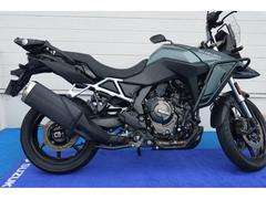 スズキ　Ｖ−ストローム８００　マットスティールグリーンメタリック　クイックシフター　ＥＴＣ車載器　メインスタンド　アクセサリーバー付き