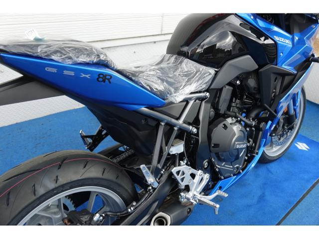 スズキ GSX－8R トリトンブルーメタリック 双方向クイック