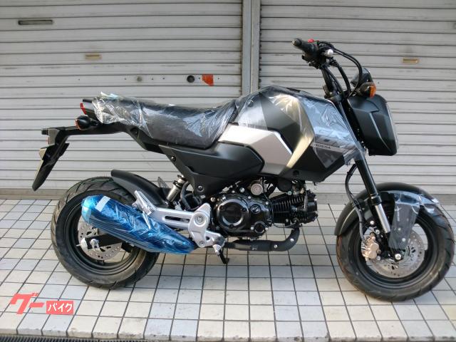 グロム　　２０２４年モデル　マットガンパウダーブラック　ＪＣ９２