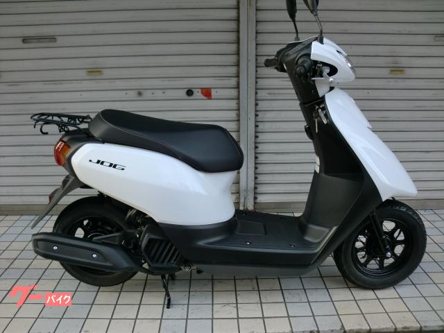ＪＯＧ　インジェクションモデル　水冷４サイクルエンジン　ホワイト