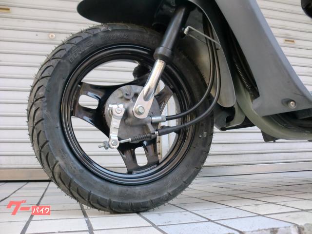 スズキ レッツ4 空冷4サイクルエンジン シルバー CA45A タイヤ