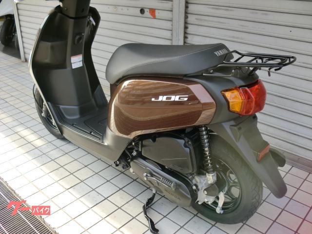 ヤマハ JOG 水冷4サイクルエンジン AY01 マホガニーブラウン
