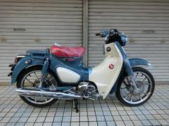 ホンダ　スーパーカブＣ１２５　パールボスポラスブルー　空冷４サイクルエンジン