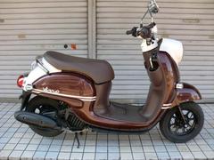 ヤマハ　ビーノ　２０１８年モデル　水冷４サイクルエンジン　マホガニーブラウンメタリック