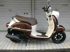 ヤマハ　ビーノ　２０２１年モデル　マホガニーブラウンメタリック　水冷４サイクルエンジン