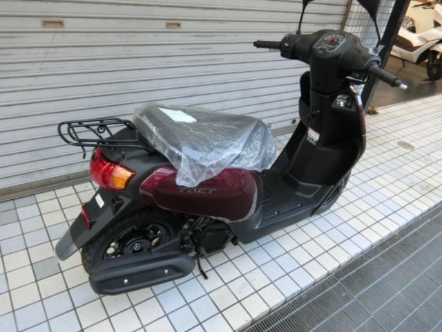 原付一種スクーター「タクト」と「タクト・ベーシック」の