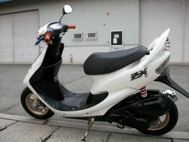 50cc]ライブDIO ZX (AF35 Ⅱ型前期) - ホンダ