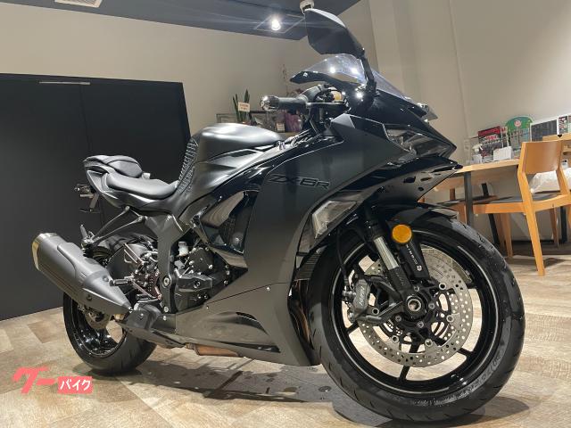 Ｎｉｎｊａ　ＺＸ−６Ｒミツバサンコーワ前後ドラレコ　ＢＡＢＹＦＡＣＥバックステップ　ローダウン　フェンダーレス　小ウインカー