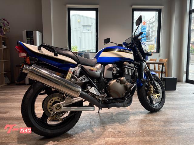 カワサキ ZRX1200R マレーシア仕様｜八尾カワサキ 本店｜新車
