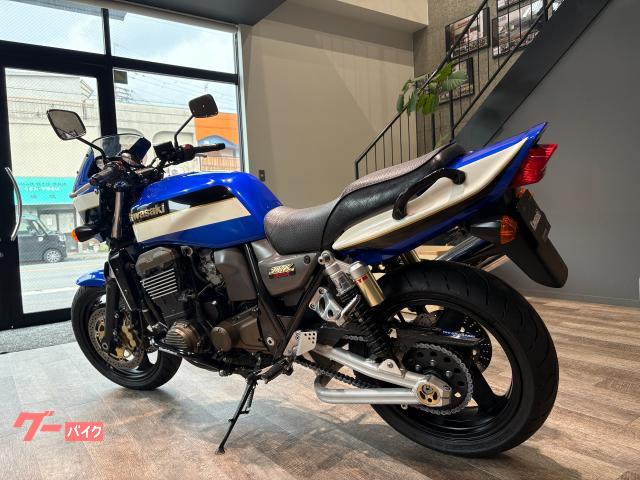カワサキ ZRX1200R マレーシア仕様｜八尾カワサキ 本店｜新車