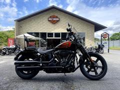 ＨＡＲＬＥＹ−ＤＡＶＩＤＳＯＮ　ＦＸＢＢＳ　ソフテイルストリートボブ１１４　シーシーバー　デタッチャブルウインドシールド
