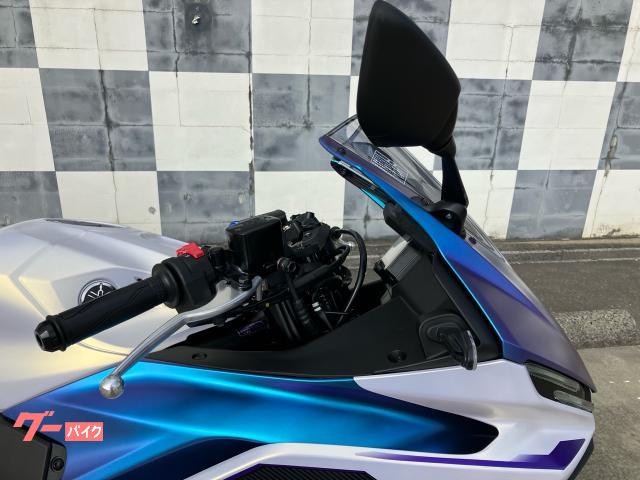 Yamaha YZF-R25 — миниатюра 4